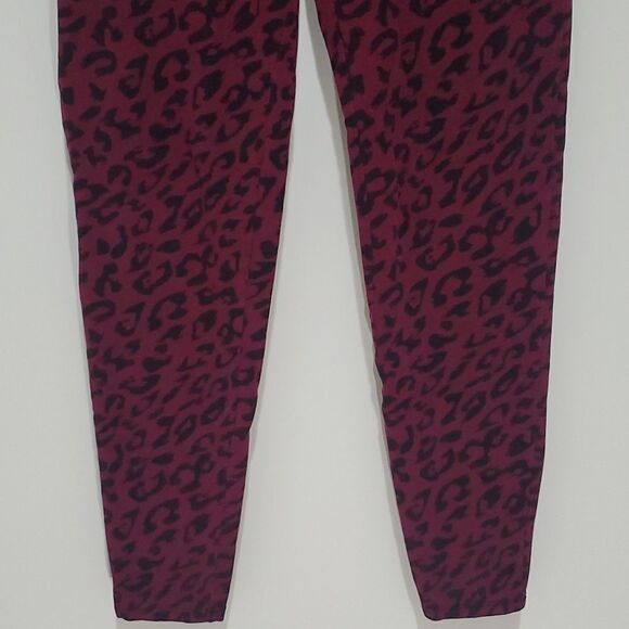 La Senza purple and black leopard print xs leggings - Picture 3 of 8